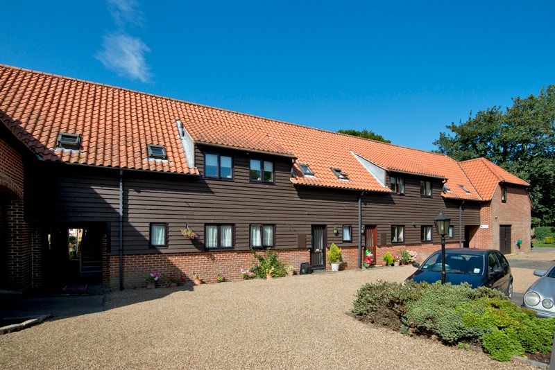 Property photo 1 of 12 4597981