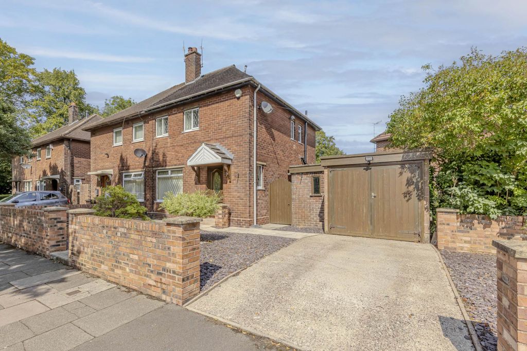 Property photo 1 of 22