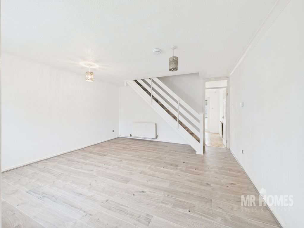 Property photo 3 of 26