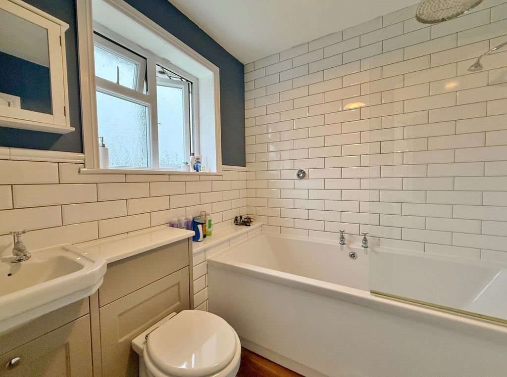 Property photo 3 of 22