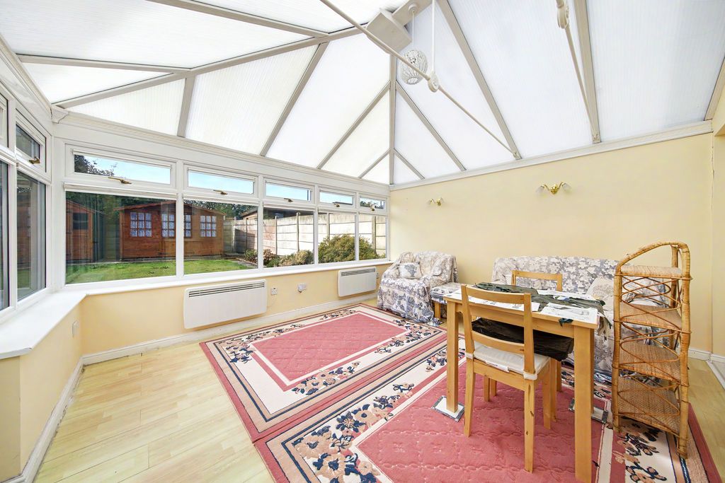 Property photo 3 of 25 Conservatory