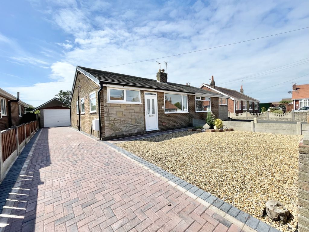 Property photo 1 of 23