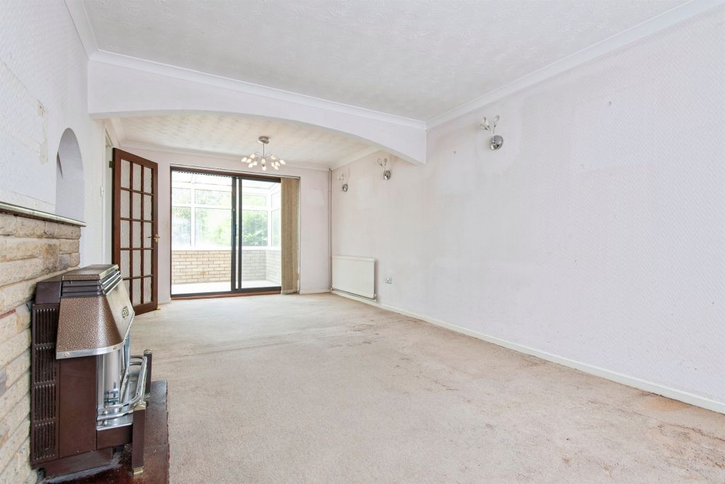 Property photo 3 of 21