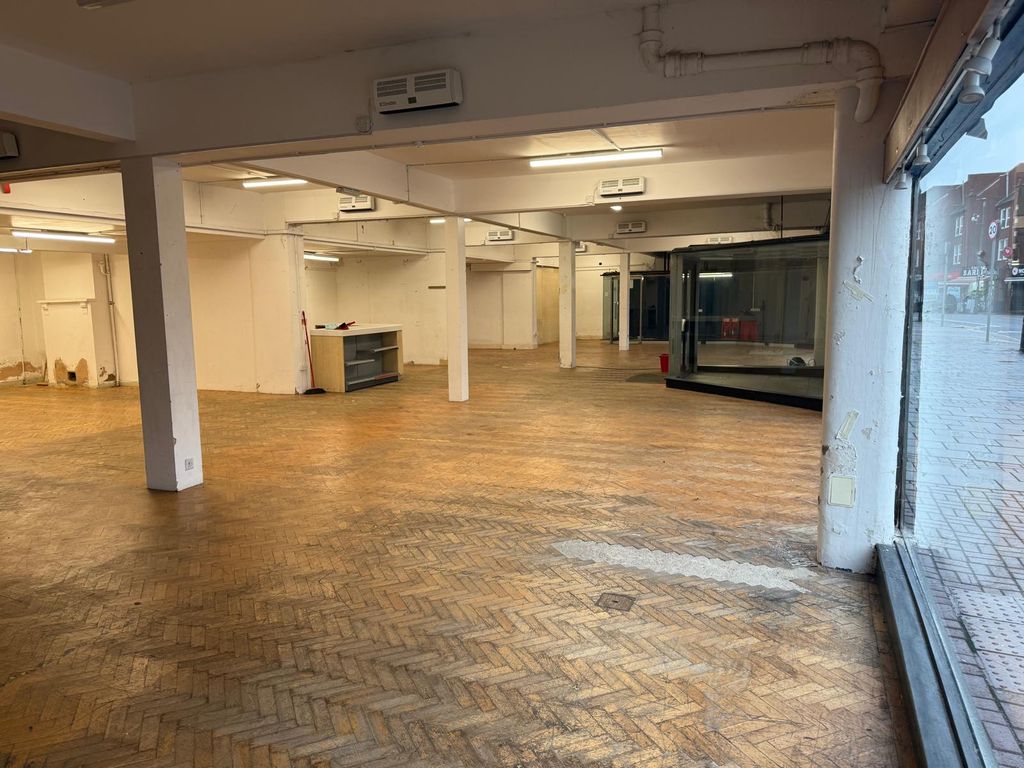 Property photo 3 of 5