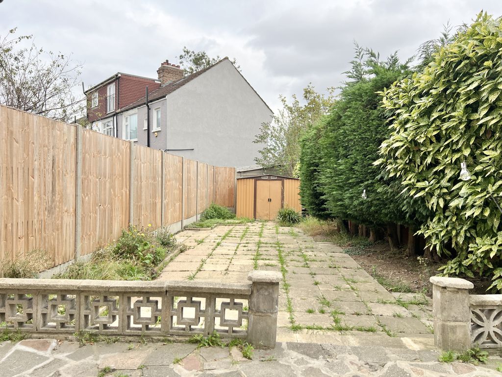 Property photo 3 of 7