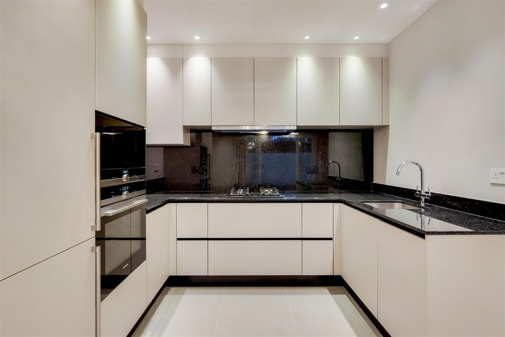 Property photo 3 of 12 3.Jpg