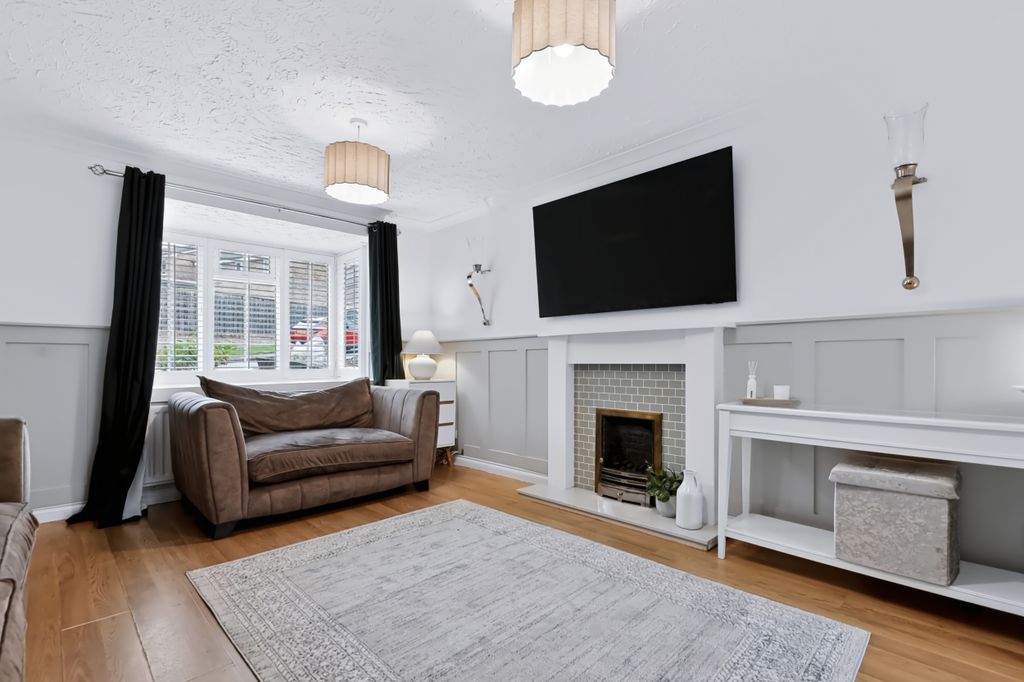 Property photo 2 of 41 Img_0212