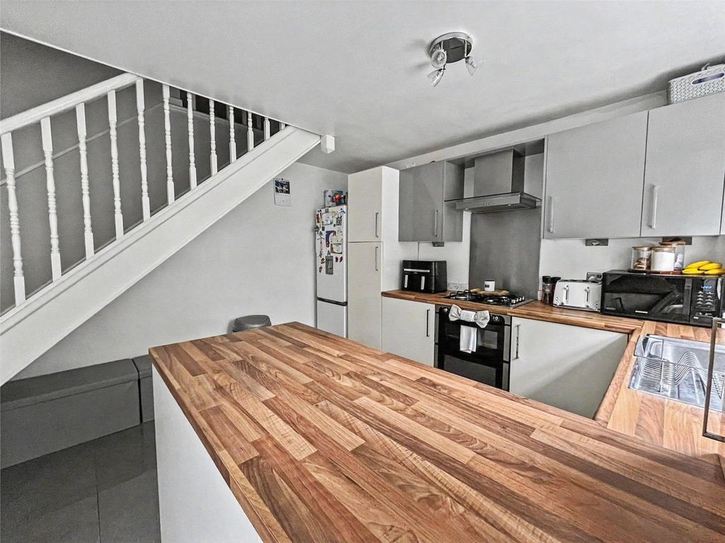 Property photo 3 of 19 Picture No. 45