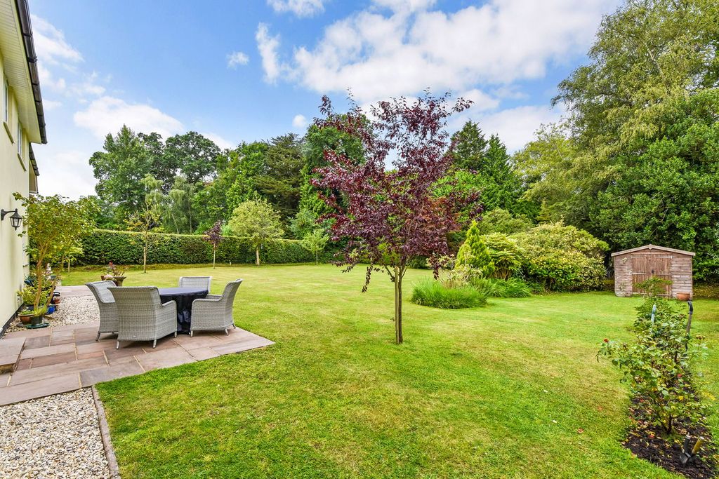 Property photo 2 of 30