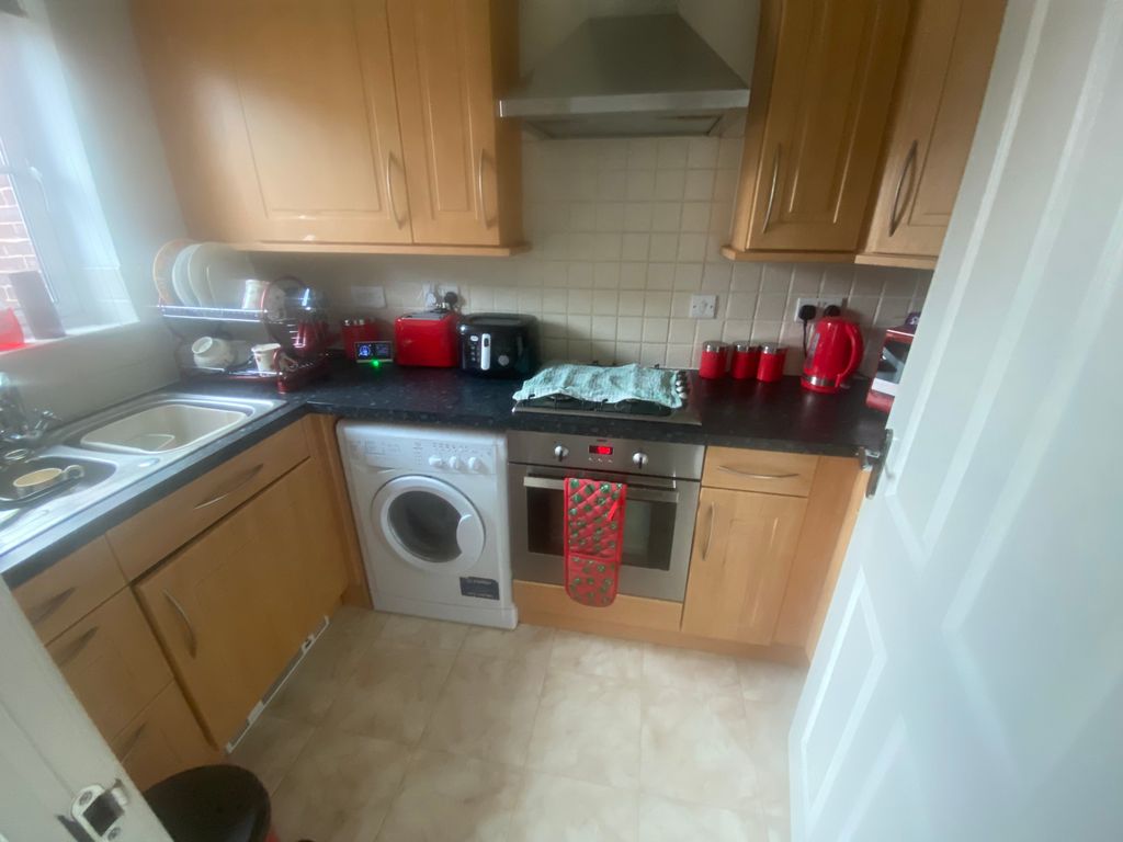 Property photo 2 of 4