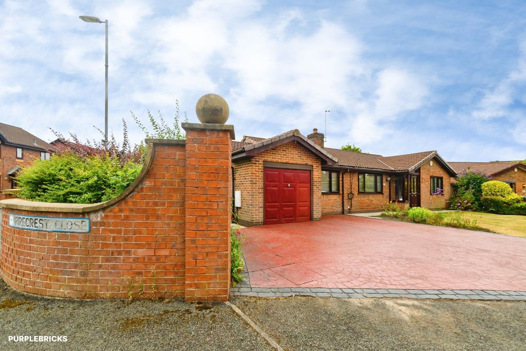 Property photo 2 of 38