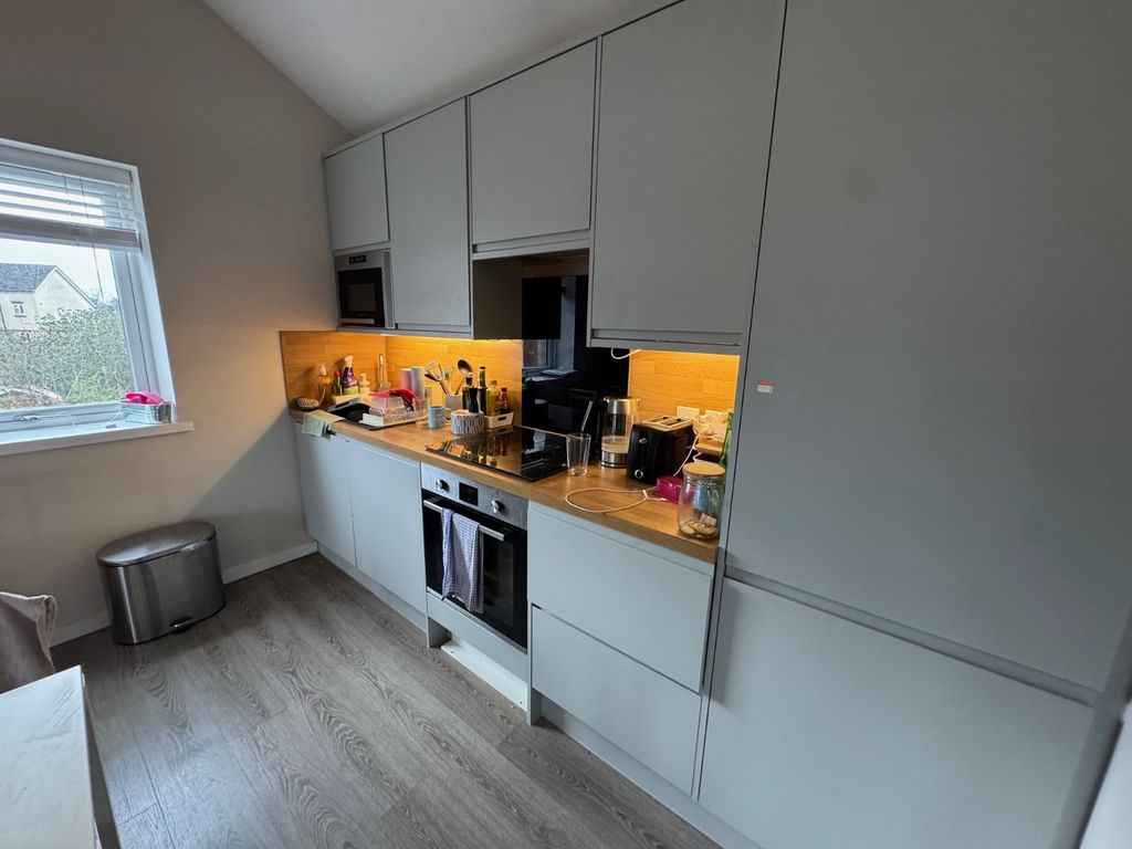 Property photo 2 of 8 Picture No. 04