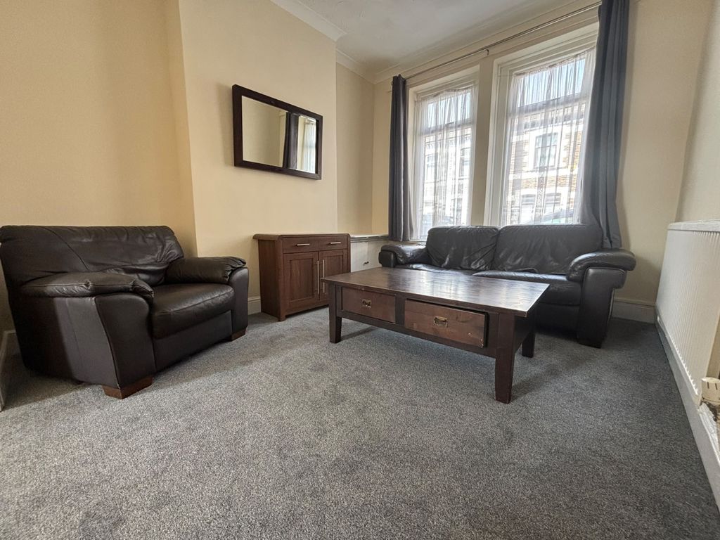 Property photo 1 of 10 Ca89386E-0E17-45Ff-9Fd2-0d20900A3E68