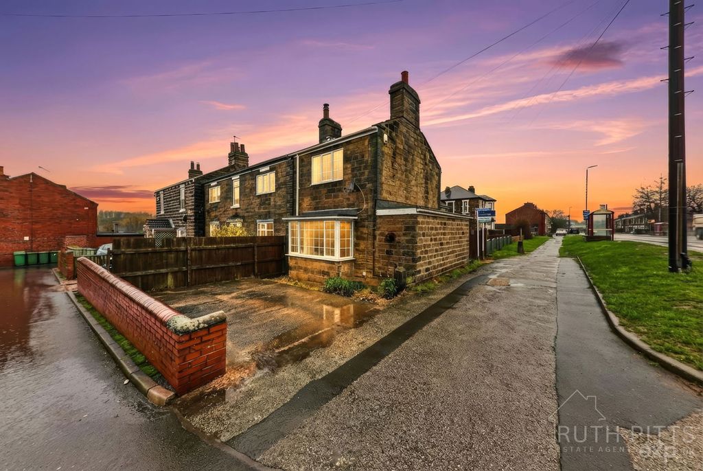 Property photo 3 of 24