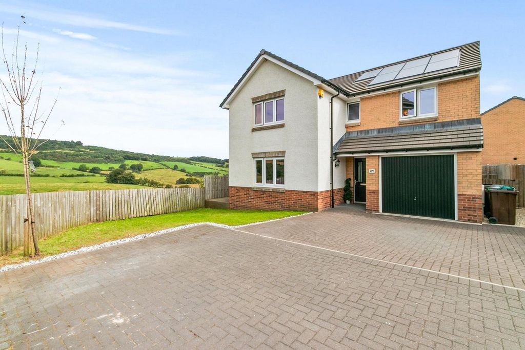 Property photo 1 of 30