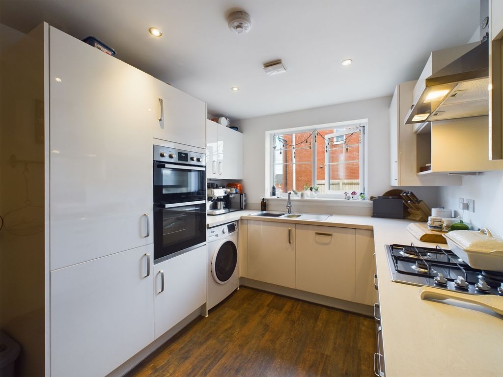 Property photo 3 of 22