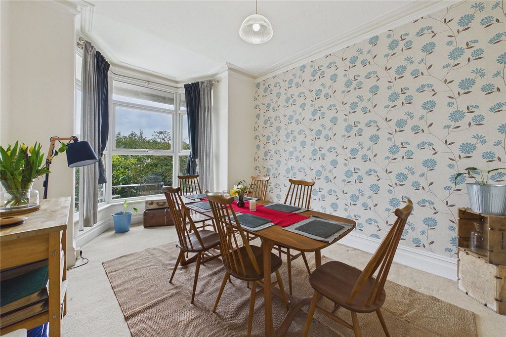 Property photo 3 of 24 Picture No. 30