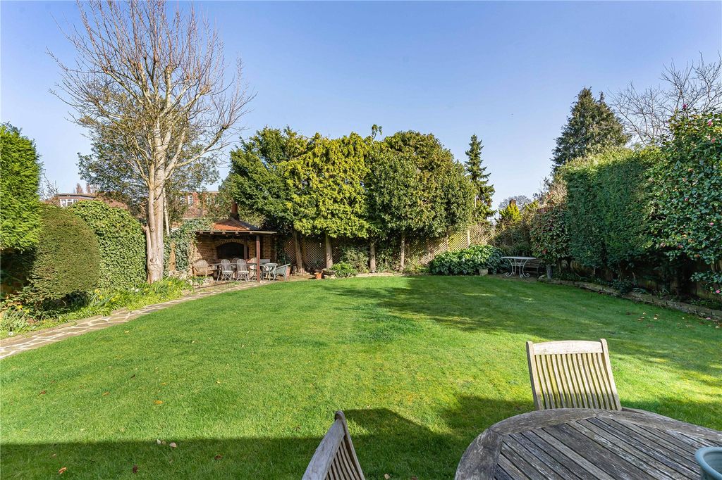 Property photo 1 of 25 Garden