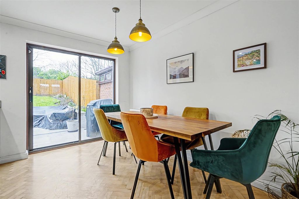 Property photo 3 of 22 Dining Room 1_2.Jpeg