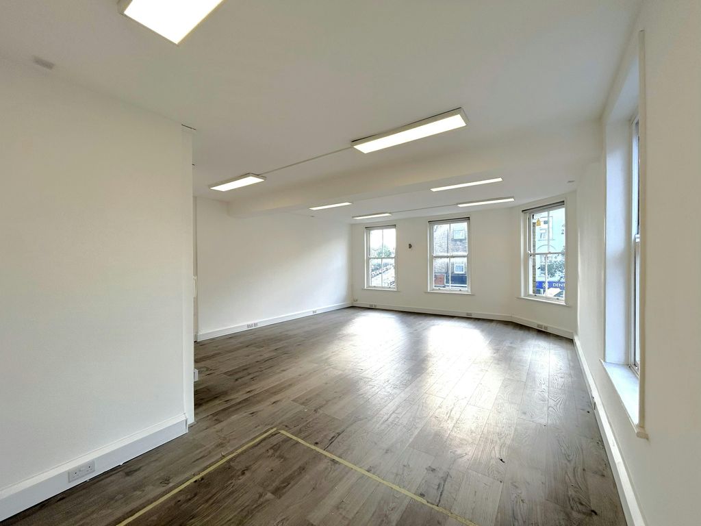 Property photo 2 of 14 Interior 4.Jpg S 5