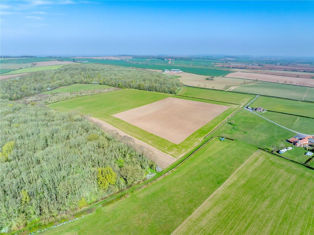 Property photo 2 of 2 Picture No. 04