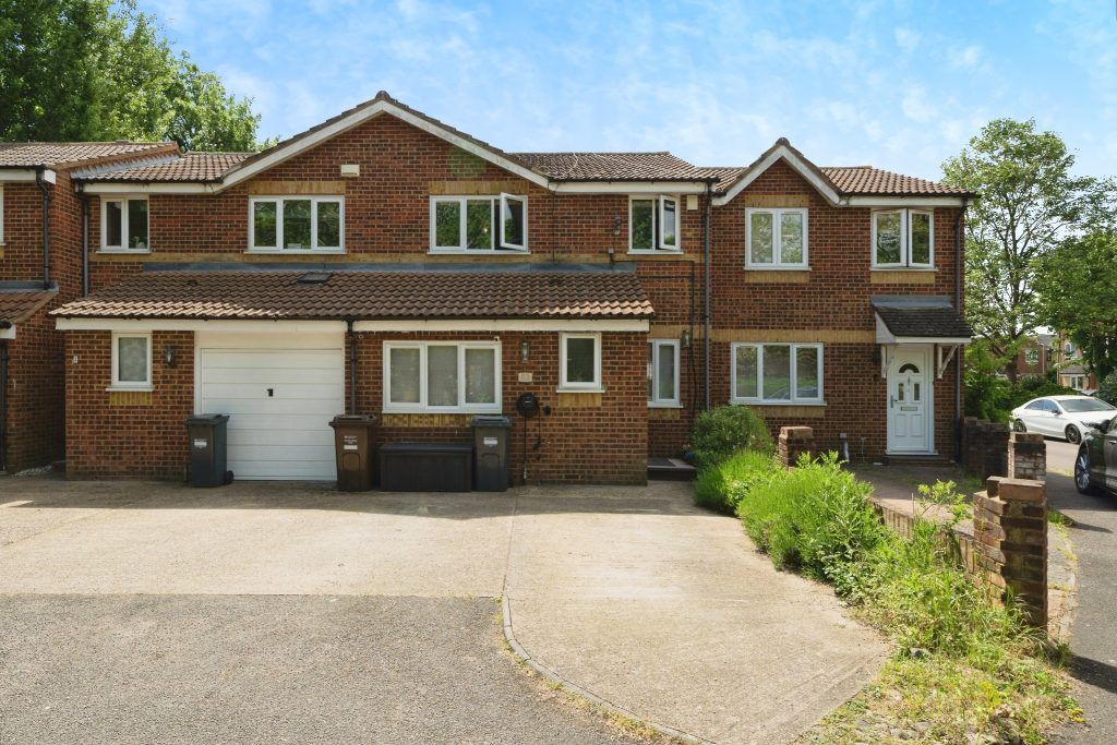 Property photo 2 of 19
