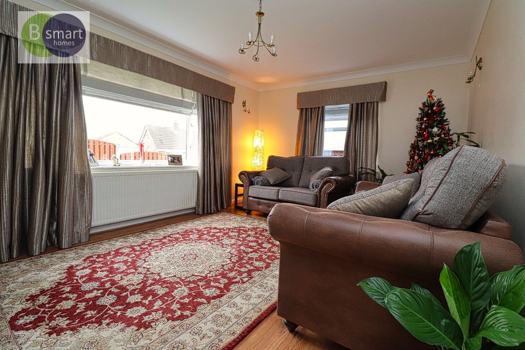 Property photo 2 of 19 Img_1440