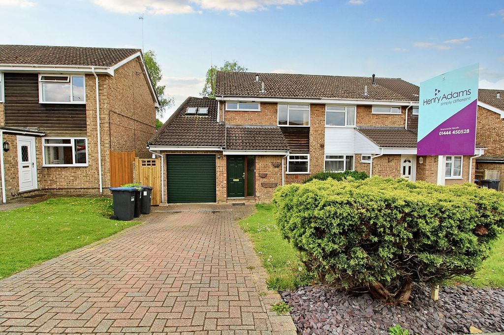 Property photo 1 of 18