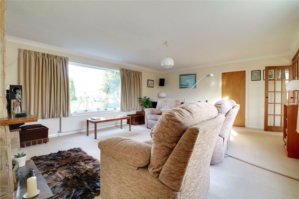 Property photo 3 of 29 Picture No. 22