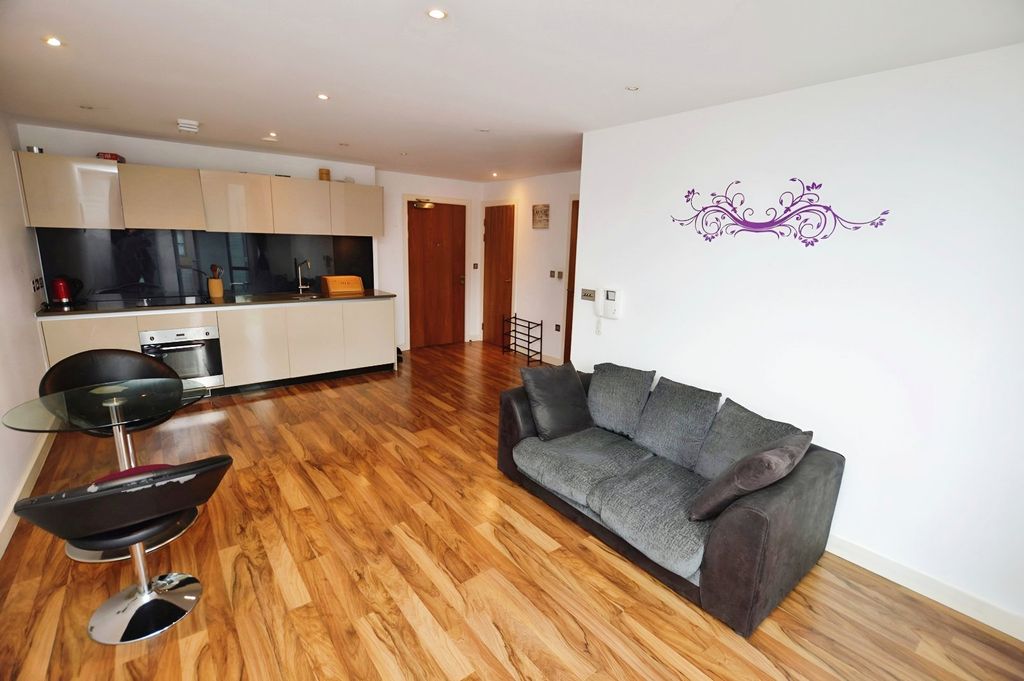 Property photo 2 of 14 Picture No. 30