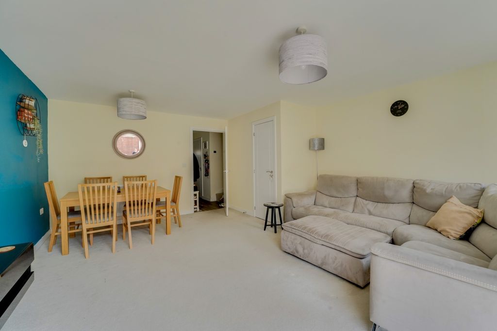 Property photo 2 of 11 Dsc03294-Dsc03298