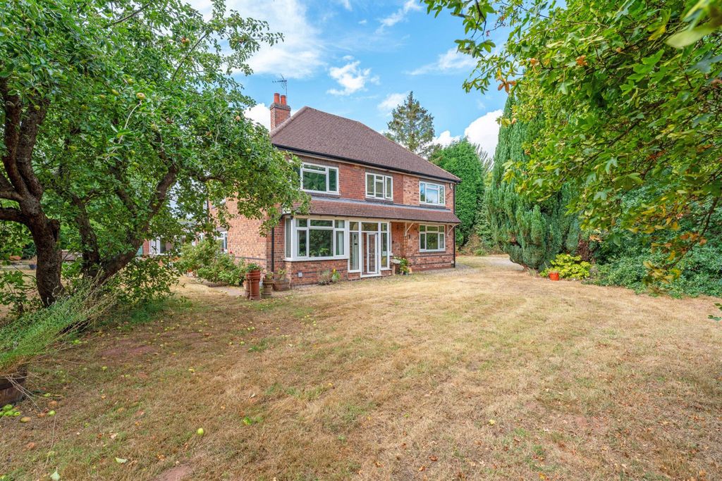 Property photo 2 of 29