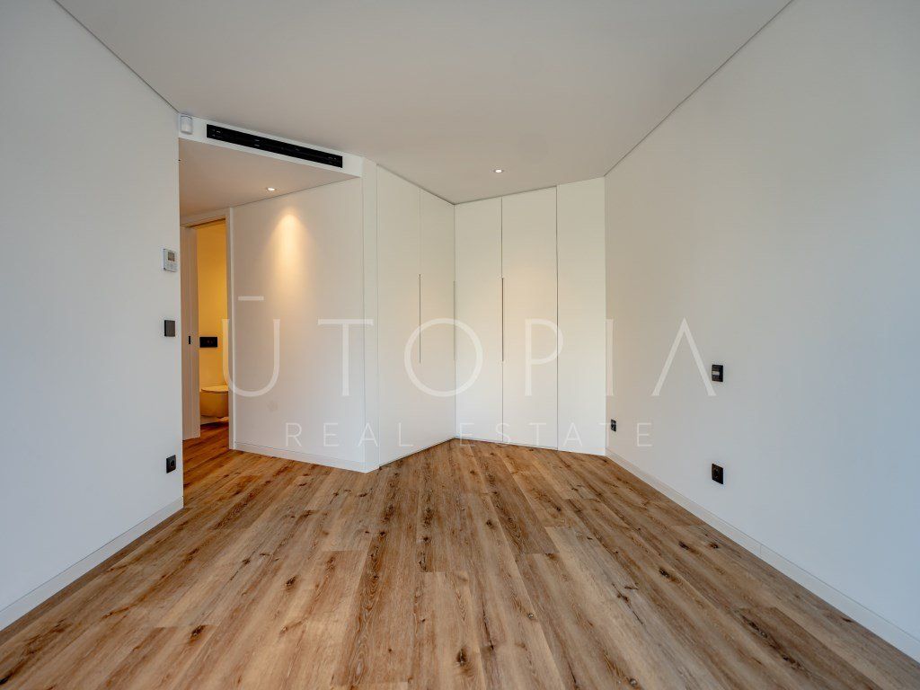 Property photo 3 of 50