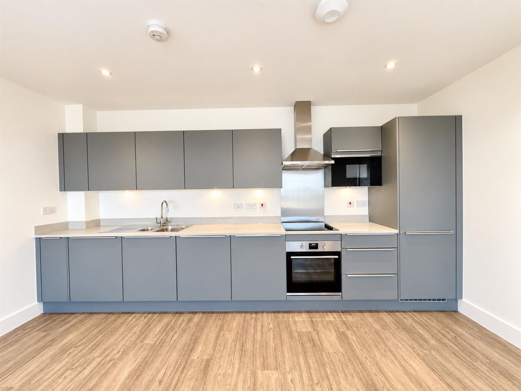 Property photo 1 of 7 Kitchen 1.Png