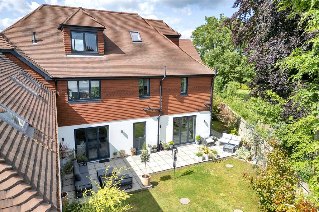 Property photo 1 of 22 Picture No. 03