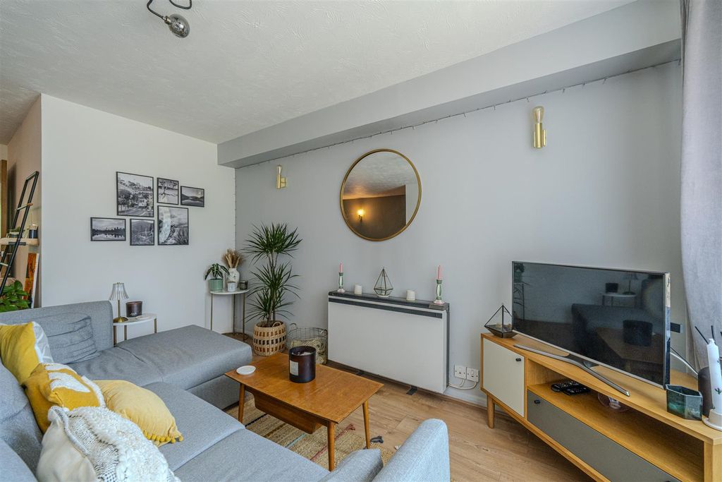 Property photo 2 of 13 Lounge/ Dining Room