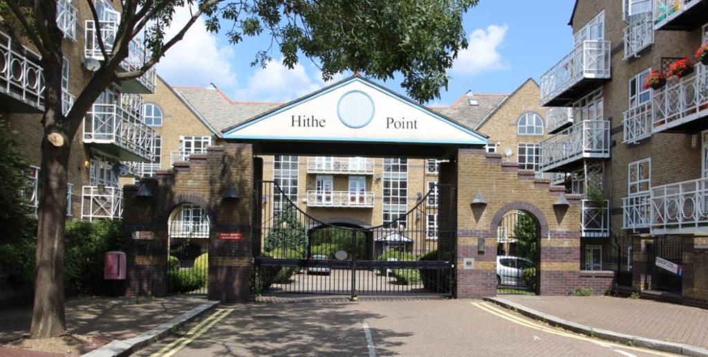 Property photo 2 of 20