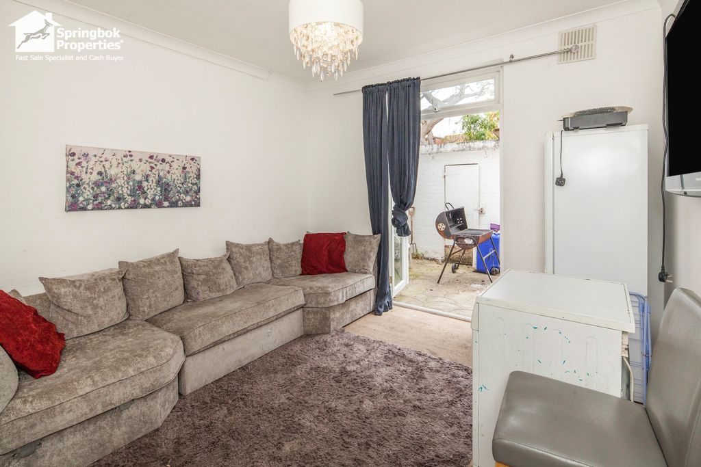 Property photo 3 of 14 Image 2