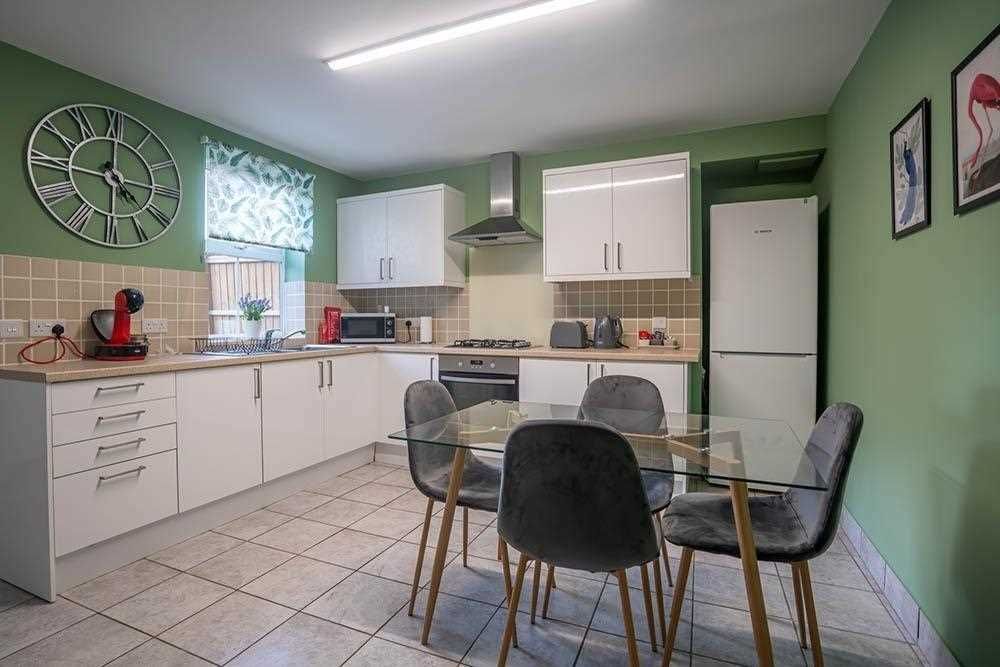 Property photo 3 of 7