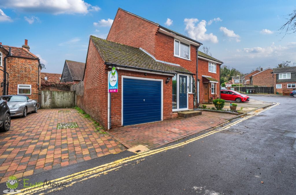 Property photo 1 of 20 Front