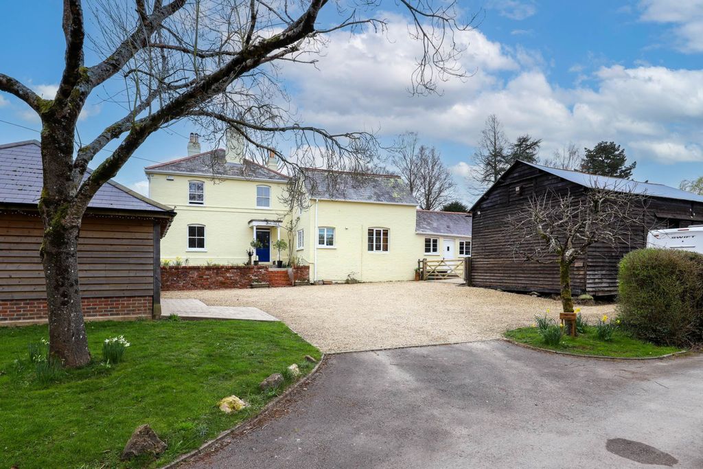 Property photo 1 of 35