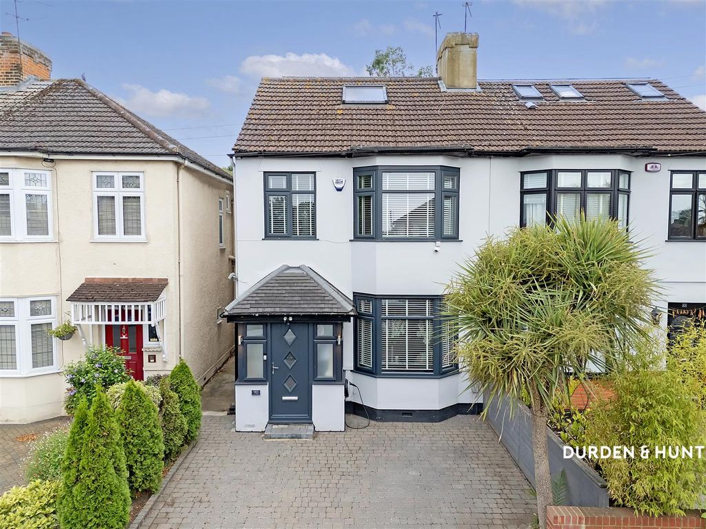 Property photo 1 of 30 Cranham Road