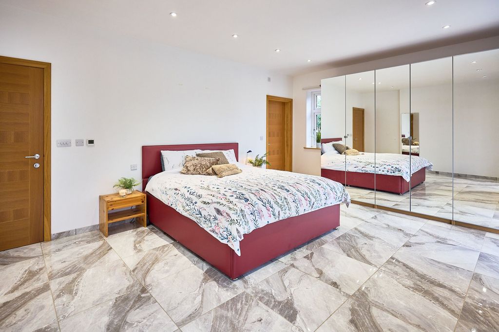 Additional image 29 of 8 bed detached house for saleCragtops, Kirk Smeaton WF8