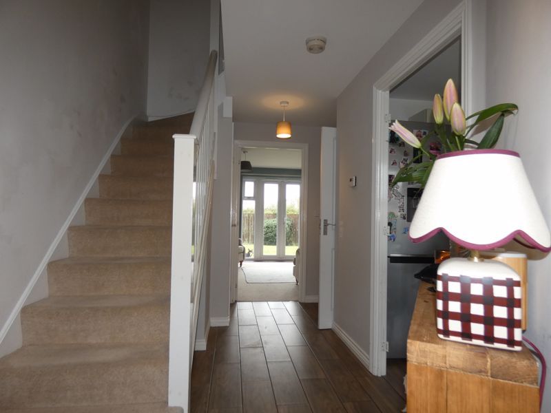 Property photo 2 of 18 Entrance Hallway