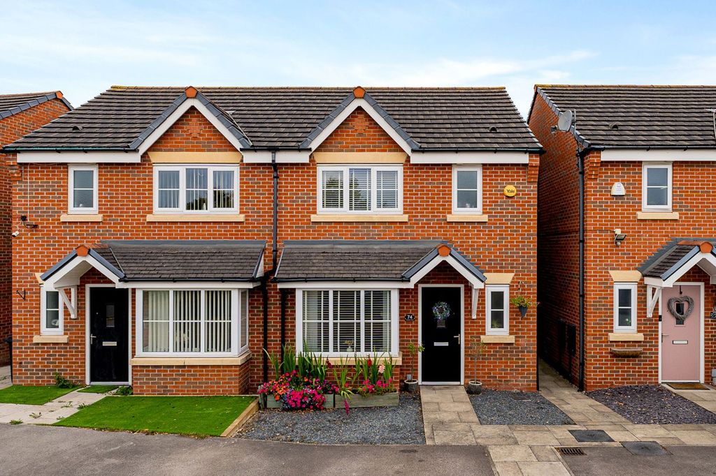 Property photo 1 of 23