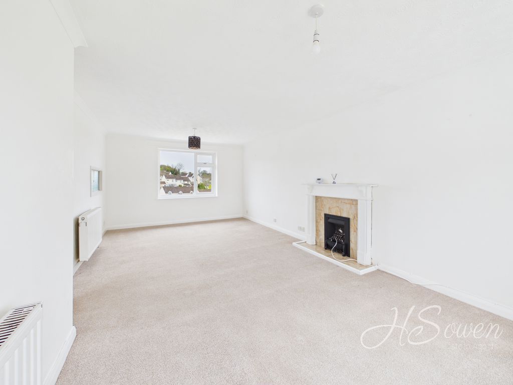 Property photo 3 of 15 Photo 16
