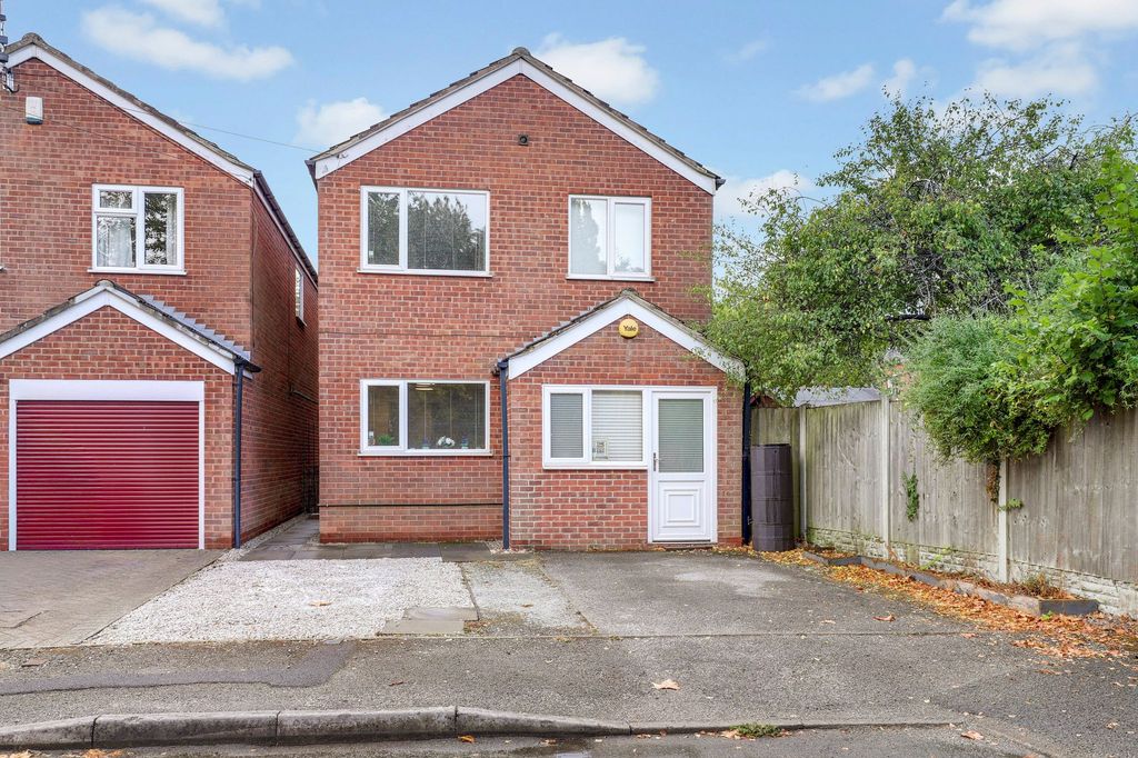 Property photo 1 of 17
