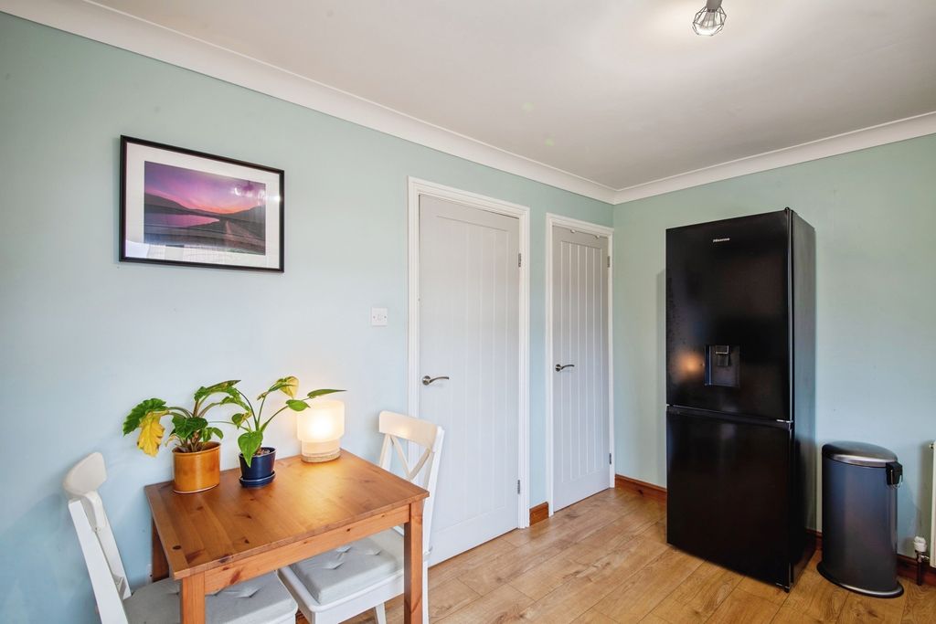 Property photo 3 of 13 Pbox-Img.Jpg