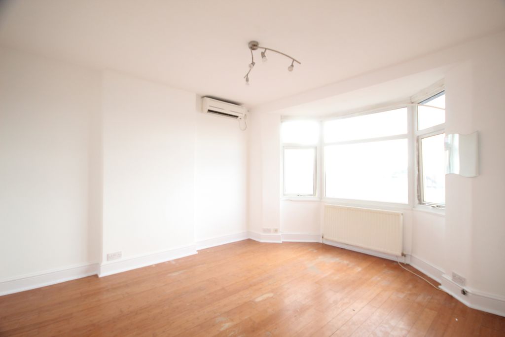 Property photo 2 of 9 Img 7875