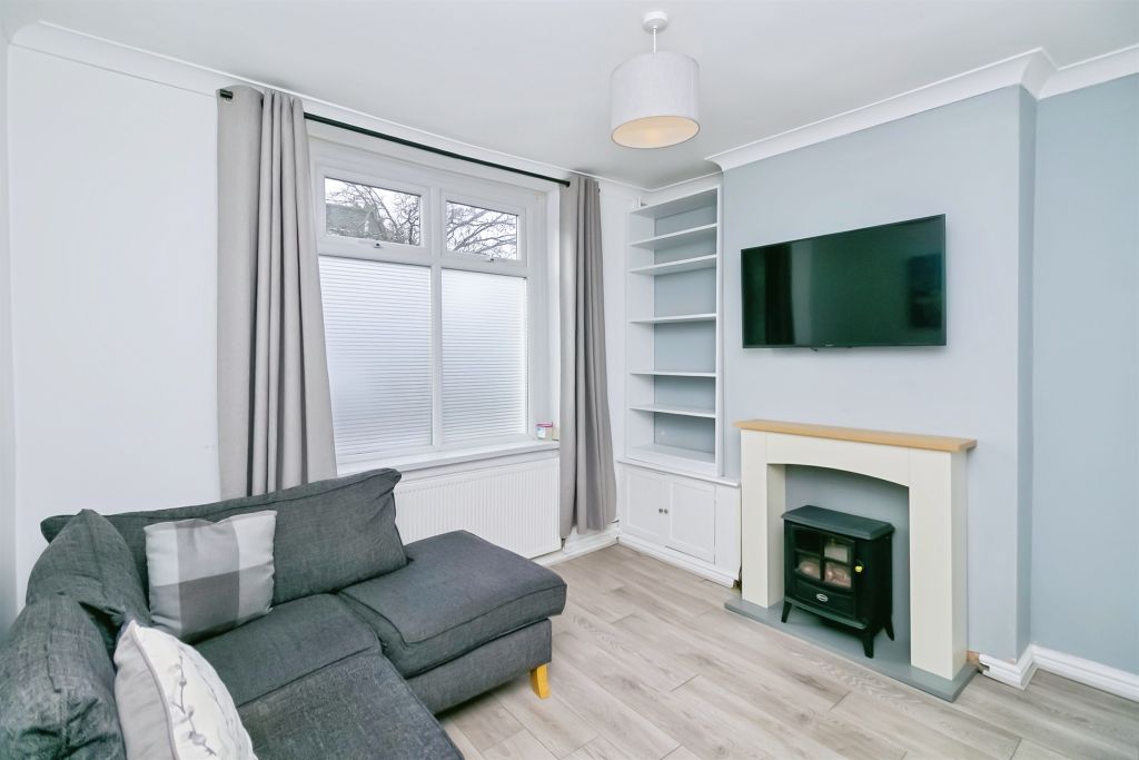 Property photo 2 of 14